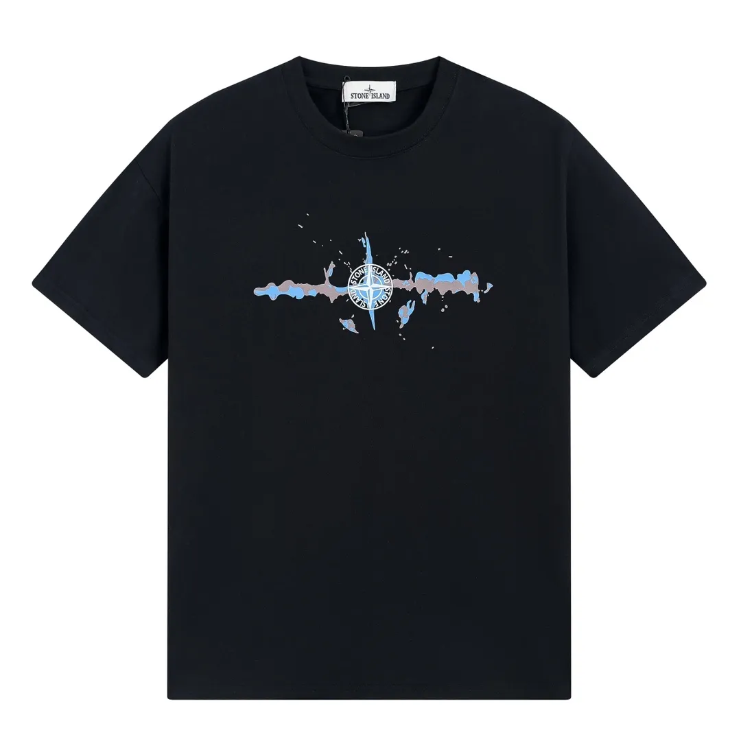 W651#P110💰 [Stone lsland/Stone Island summer new rust compass front and back printed pattern short-sleeved T-shirt] ⚠️[Original creation, high control of details] - Made of 260 grams of combed cotton, 32 count double yarn, soft and comfortable to the touch, sweat-absorbent and breathable. - Simple, basic and versatile style, original quality, the first choice for couples. - Made in a large factory, four needles and five threads on the shoulder, neat alignment, high quality workmanship. - Same style for men and women. Very versatile, one piece for everyone, details are clearly visible. Color: Black White Size: M L